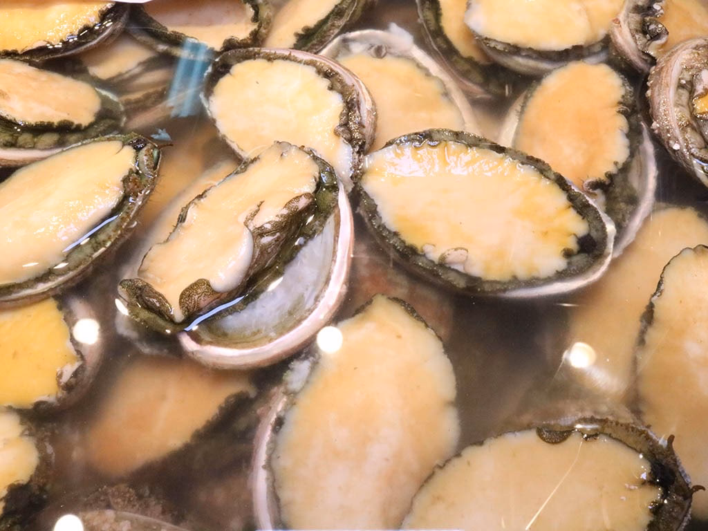 Why do people eat abalone?