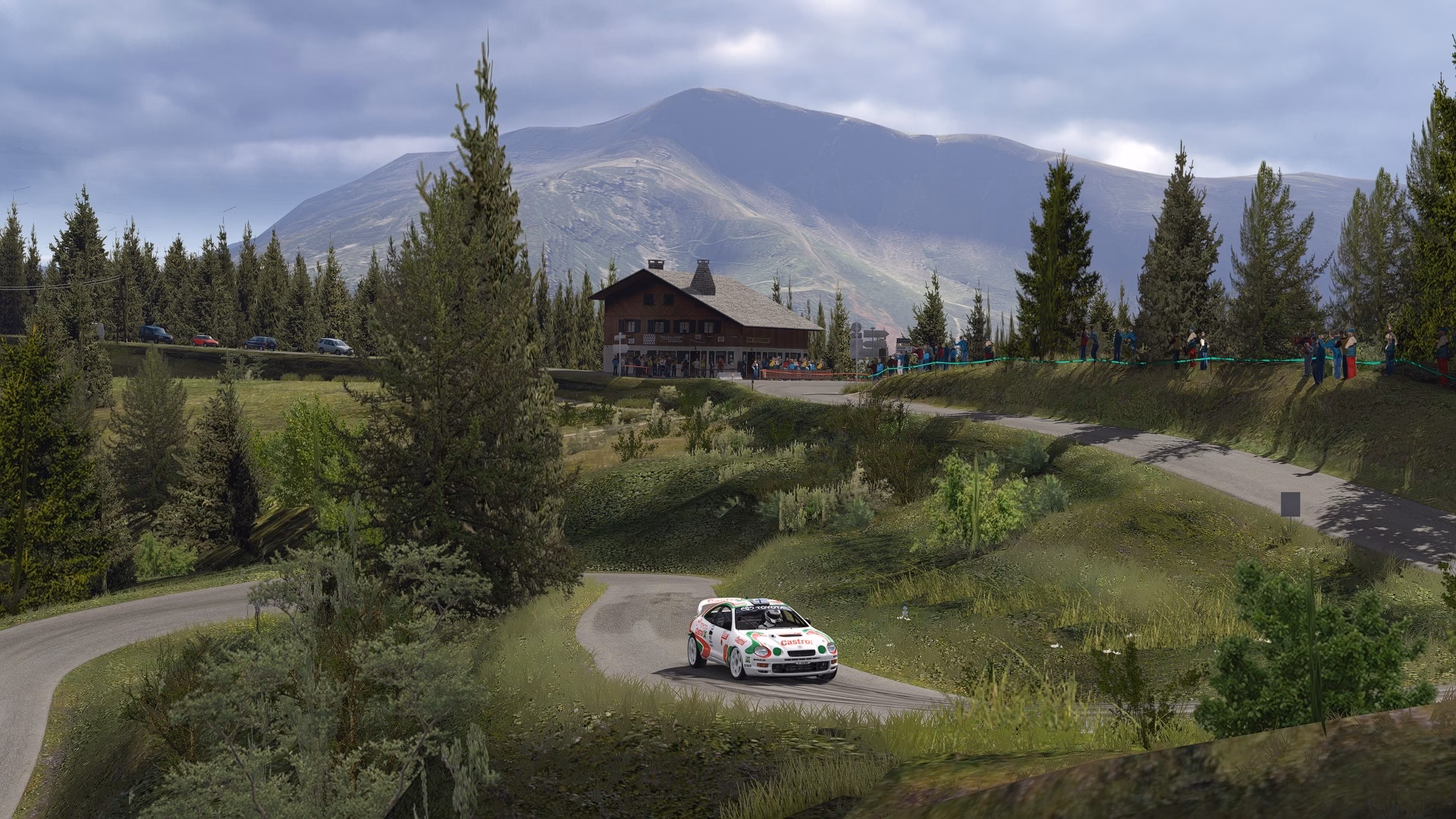 How many tracks can you race on in Assetto Corsa?