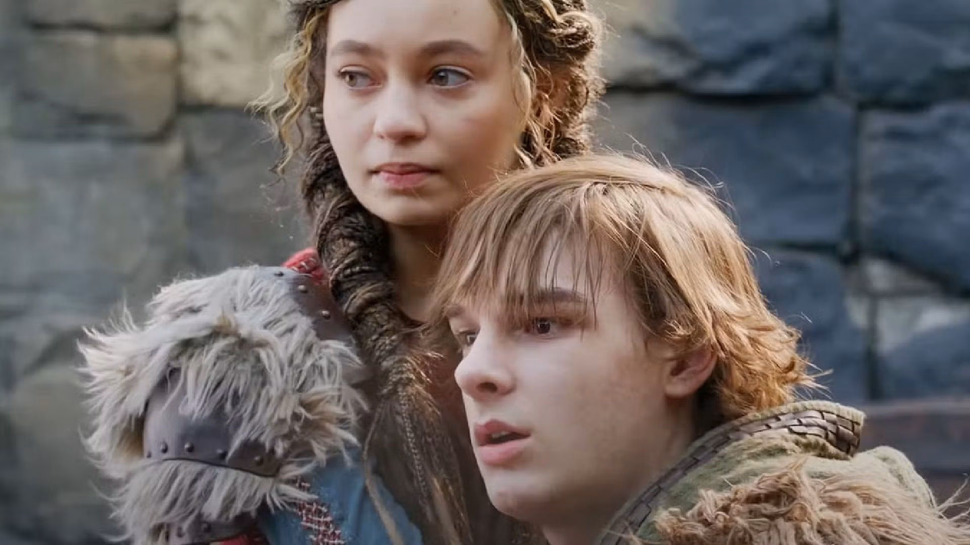 Who plays Astrid in 'how to train your dragon'?