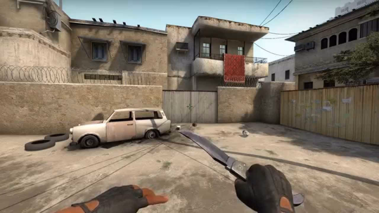 What color is a falchion knife?