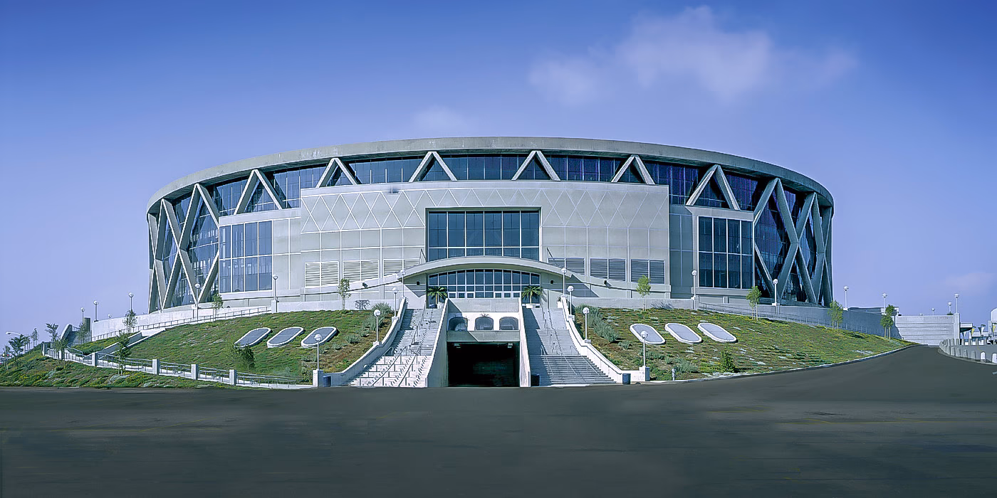 How do I build my own arena?