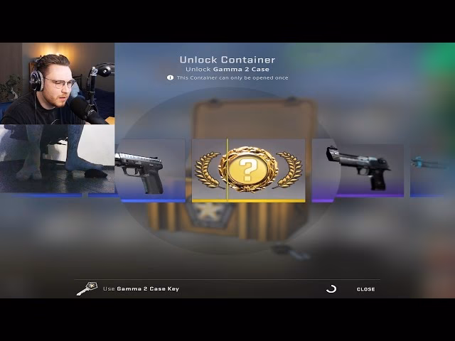 How do CSGO cases work?