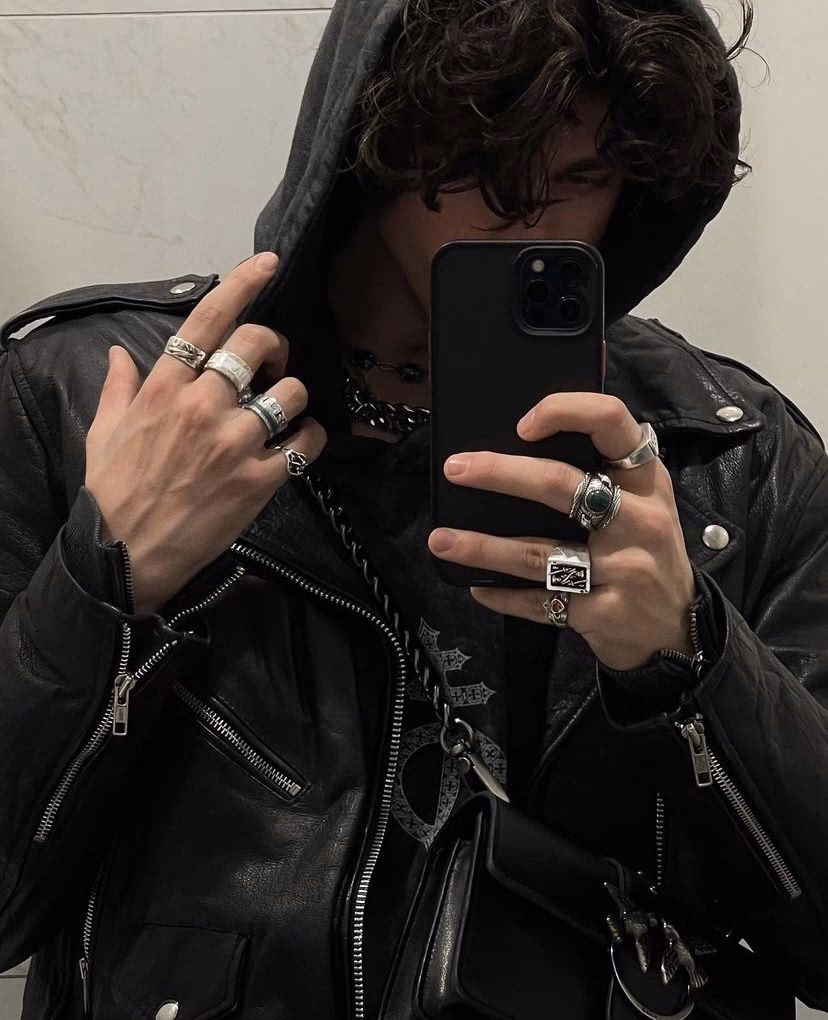 ¿Qué le pasó a mi chico oscuro?