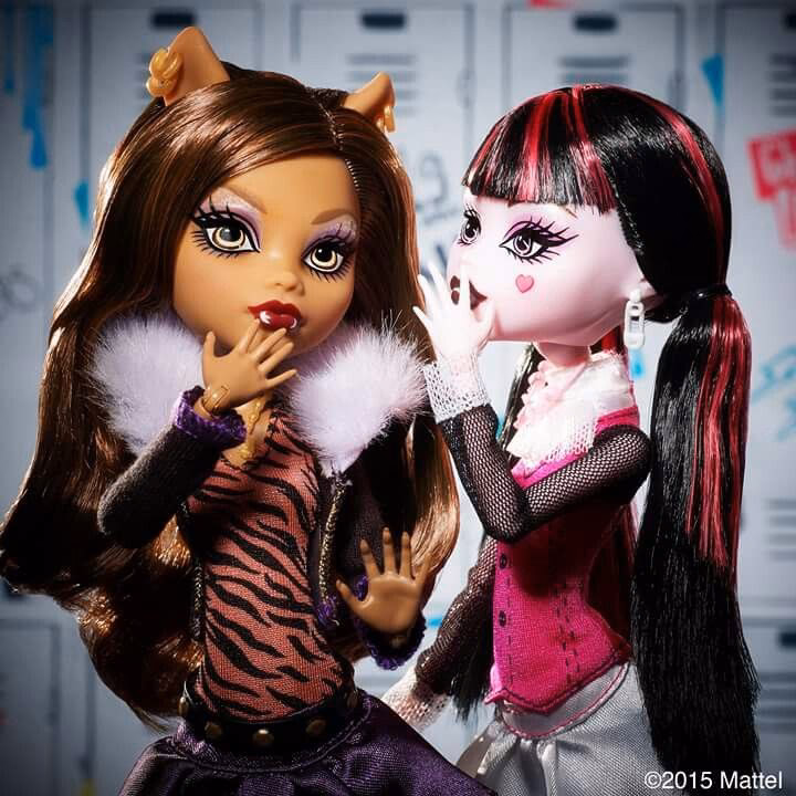 Who is Clawdeen and Draculaura?
