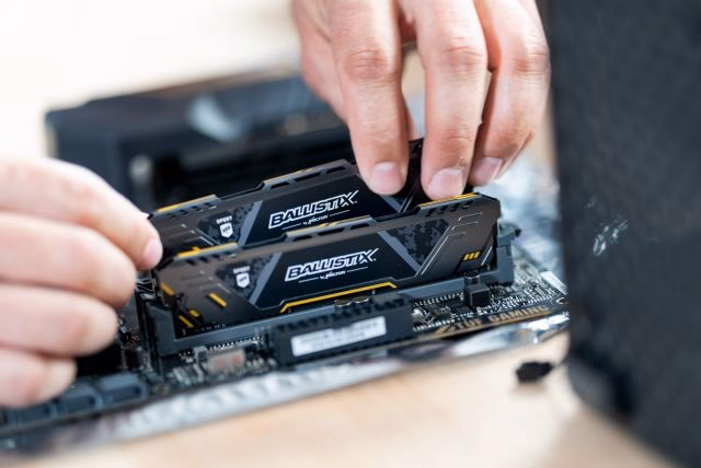 ¿Cuáles son los beneficios de actualizar el hardware del PC?
