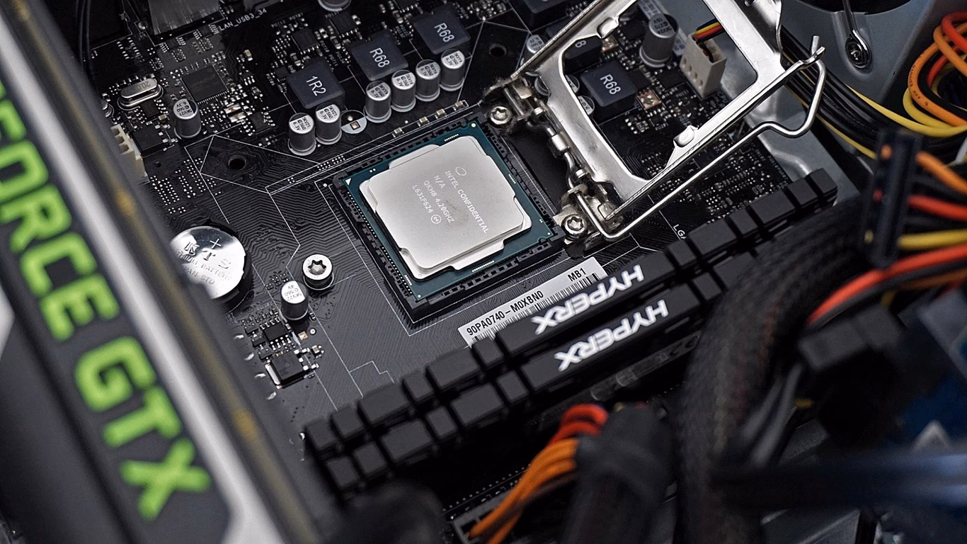 ¿Cómo puedo comprar las partes de una computadora?