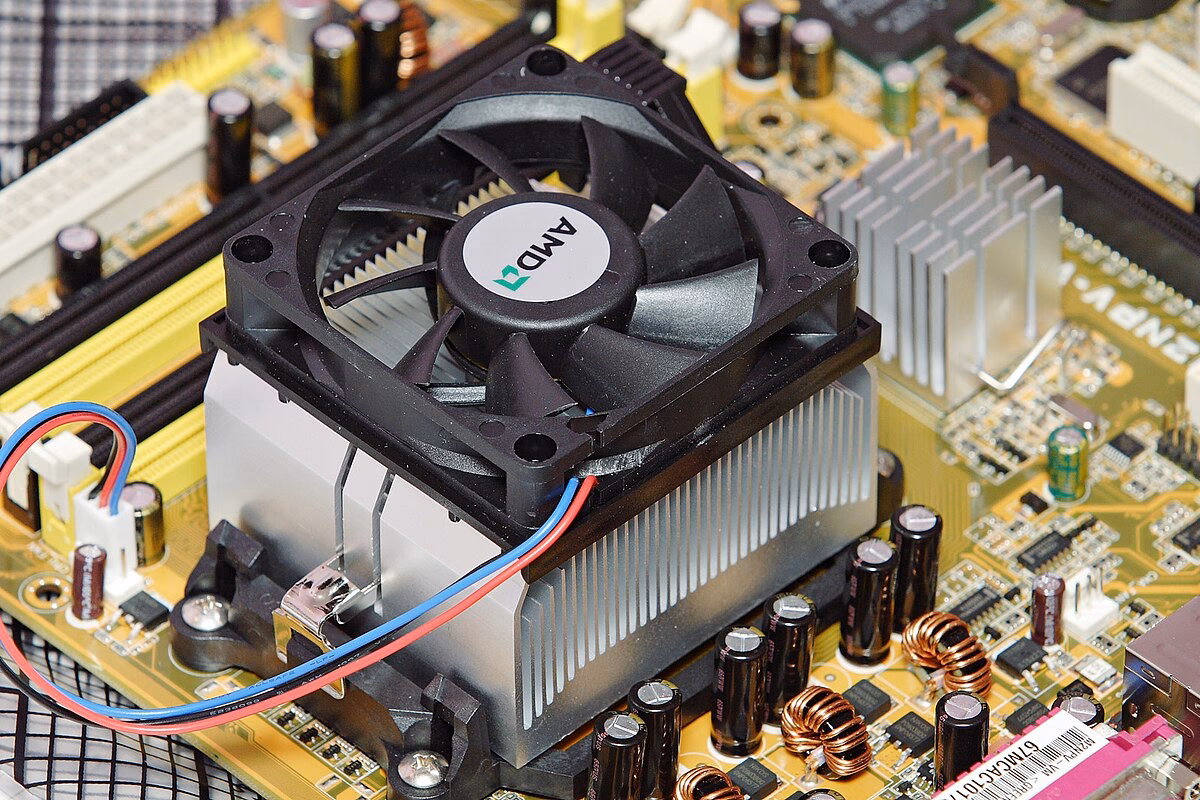 ¿Dónde se encuentra el Cooler de la CPU?