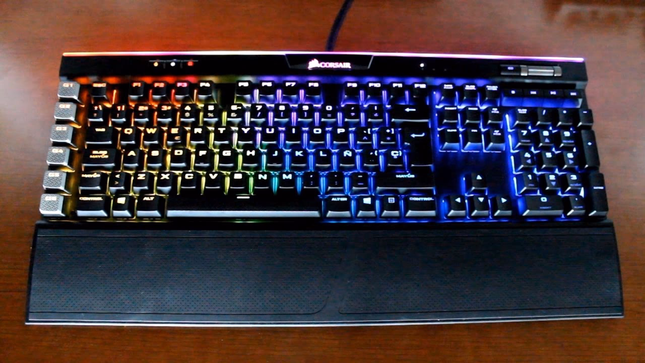 ¿Por qué no comprar un Corsair nightsword?