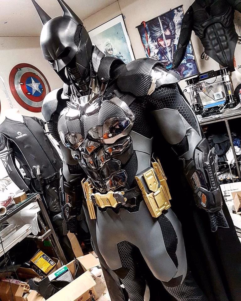 Does Arkham Knight have a Batman costume?