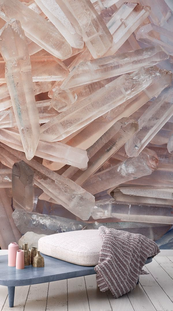 What is the French language plot outline for Crystal Wall (2025)?