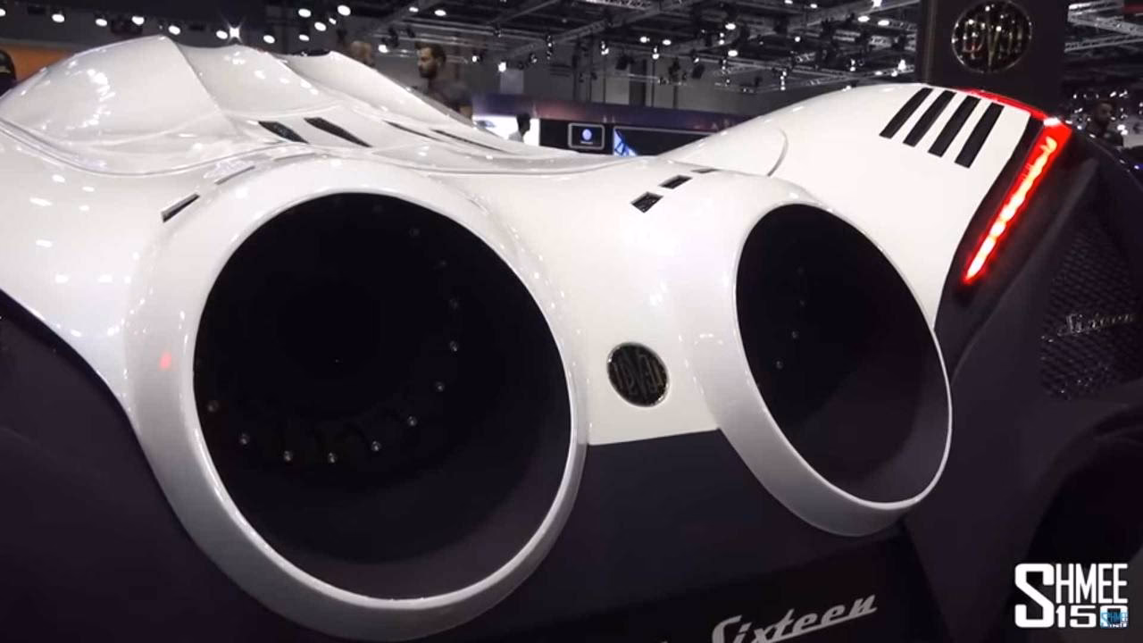 What engine does the Devel Sixteen have?