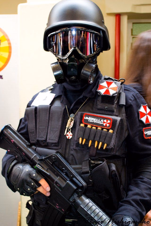 ¿Cómo preparar la ropa de un disfraz de soldado?