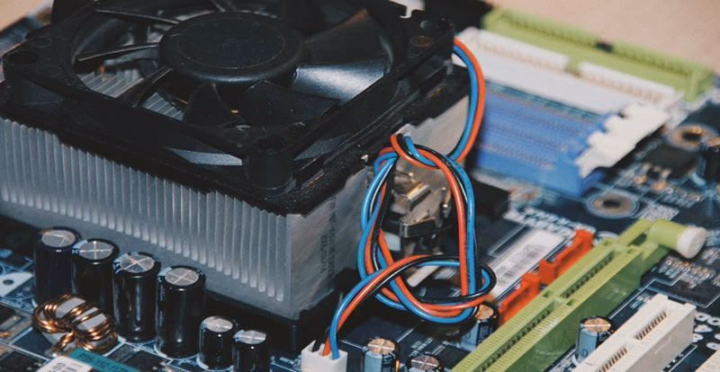 ¿Qué hacer si el ventilador de la CPU no gira?