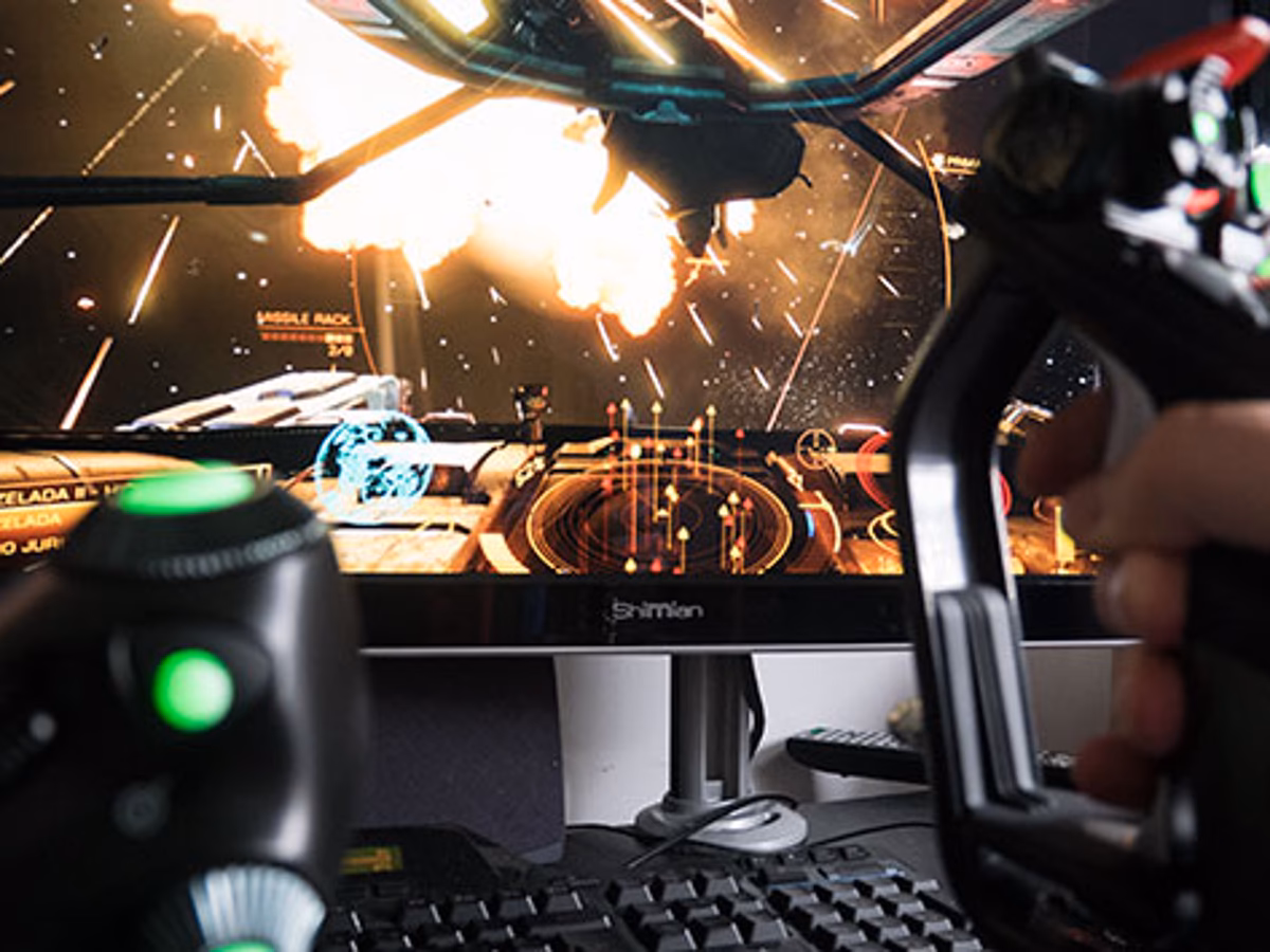 What are the best controllers for Elite Dangerous?