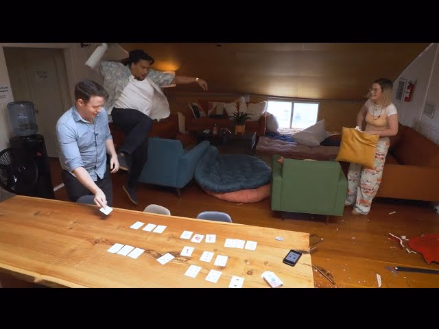 What is a Green Room Escape Game?