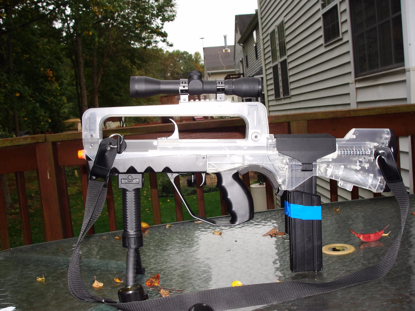 What is a FAMAS in Call of Duty Modern Warfare?