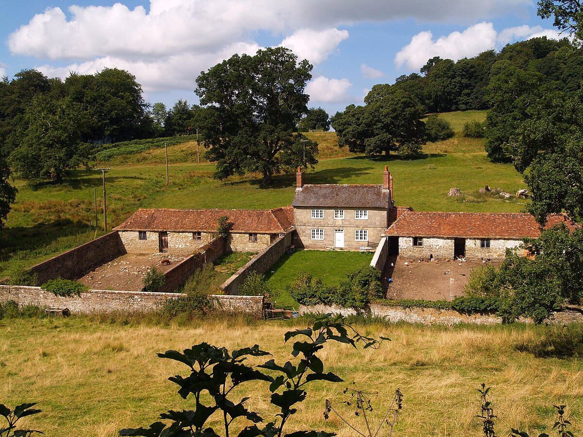 How were farm settlements established?