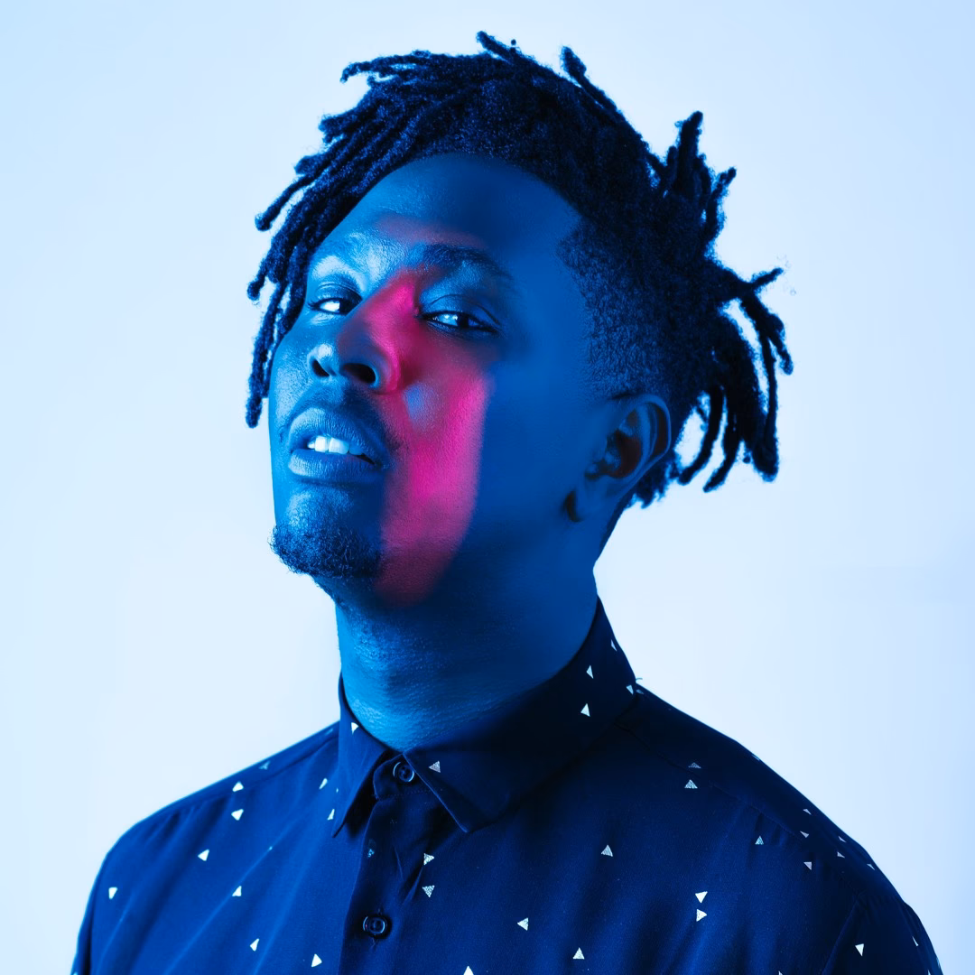 What song does Mike Taylor sing?