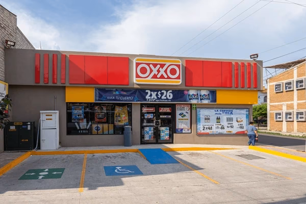 ¿Cuánto se cobra por los fondeos vía Oxxo?