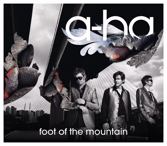 What is the elevation at the foot of a mountain?
