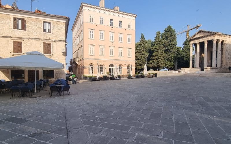 Where is Forum Square in Croatia?