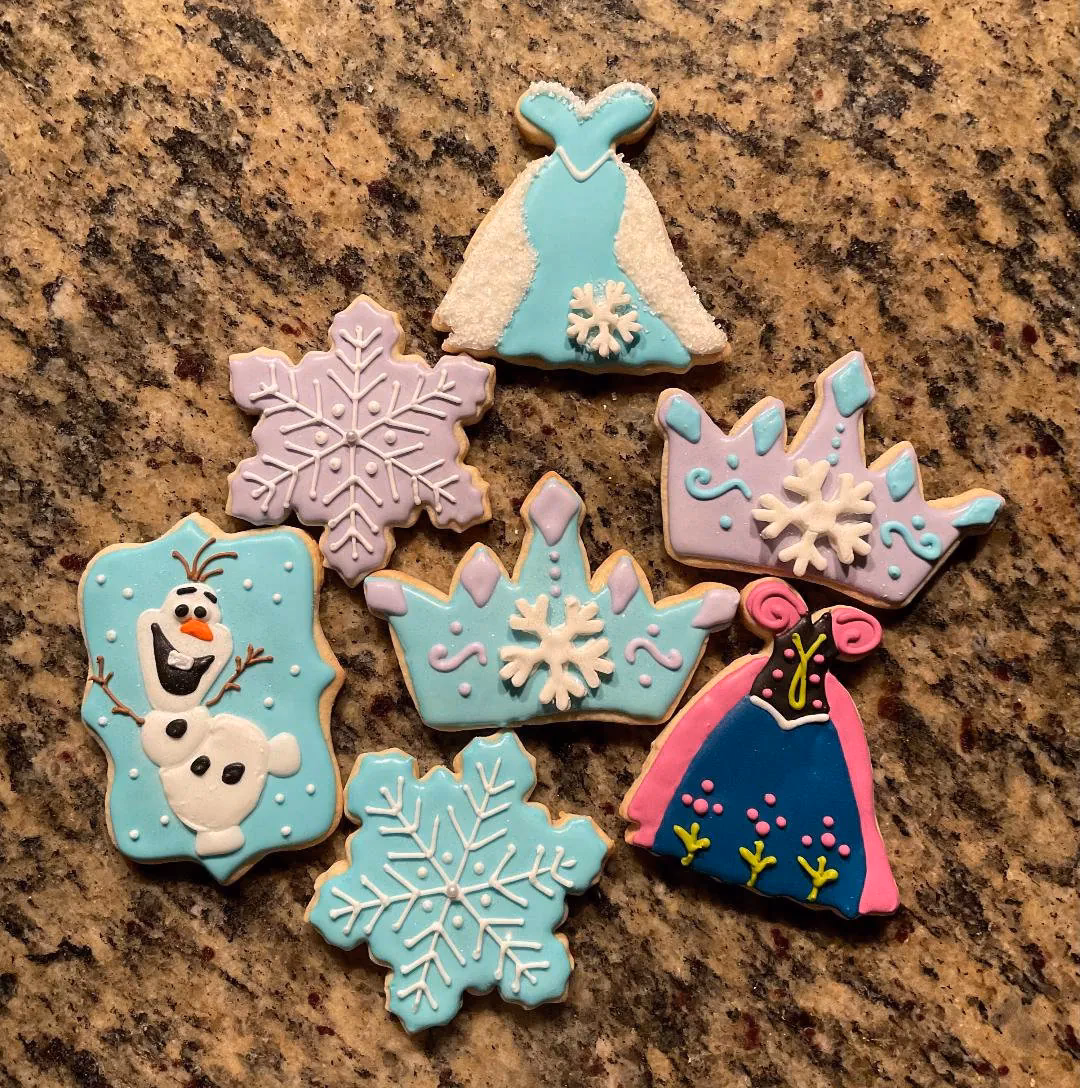 Can you freeze cut-out cookies without icing?