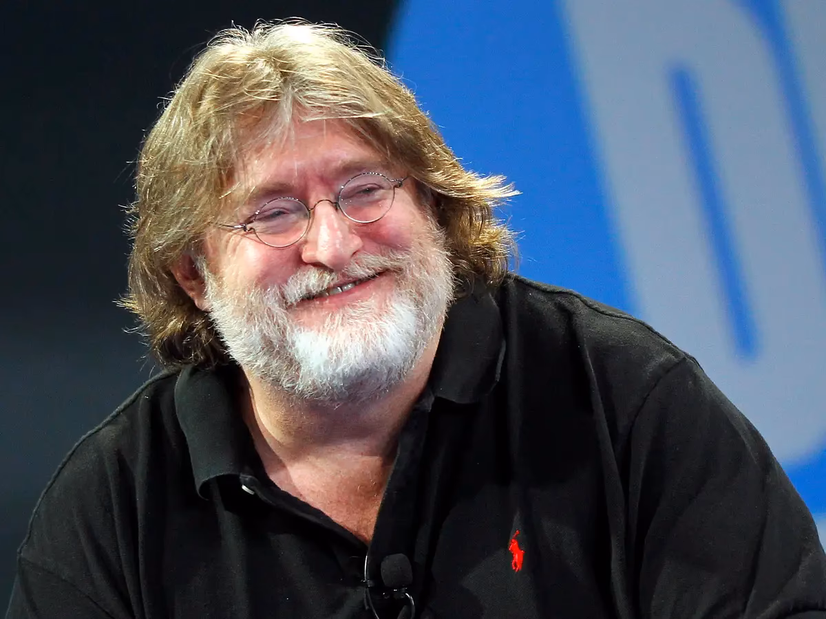 ¿Cómo fue la carrera de Gabe Newell?