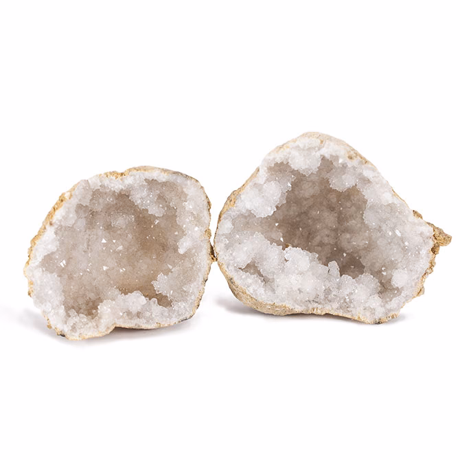 How do you Crack a geode?