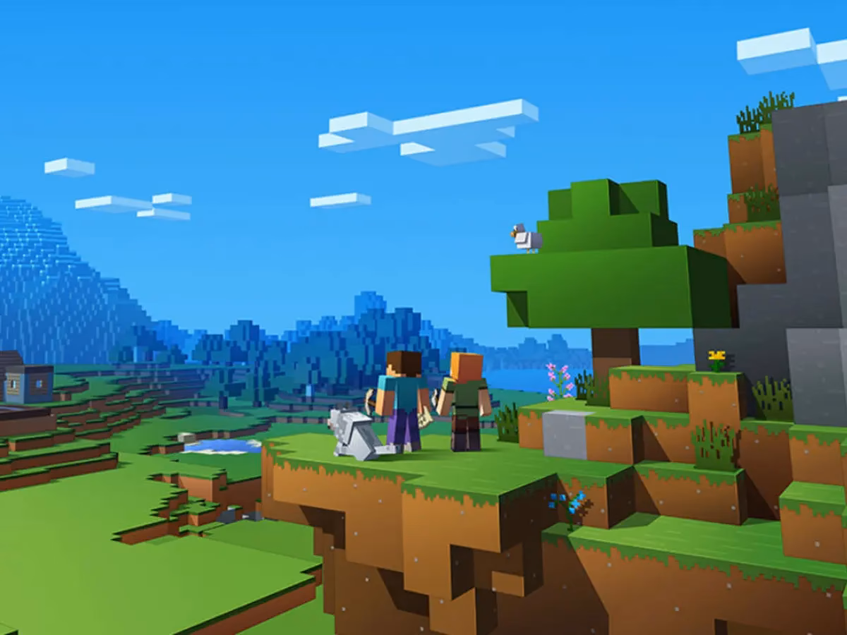 Which MMORPG has a social community?