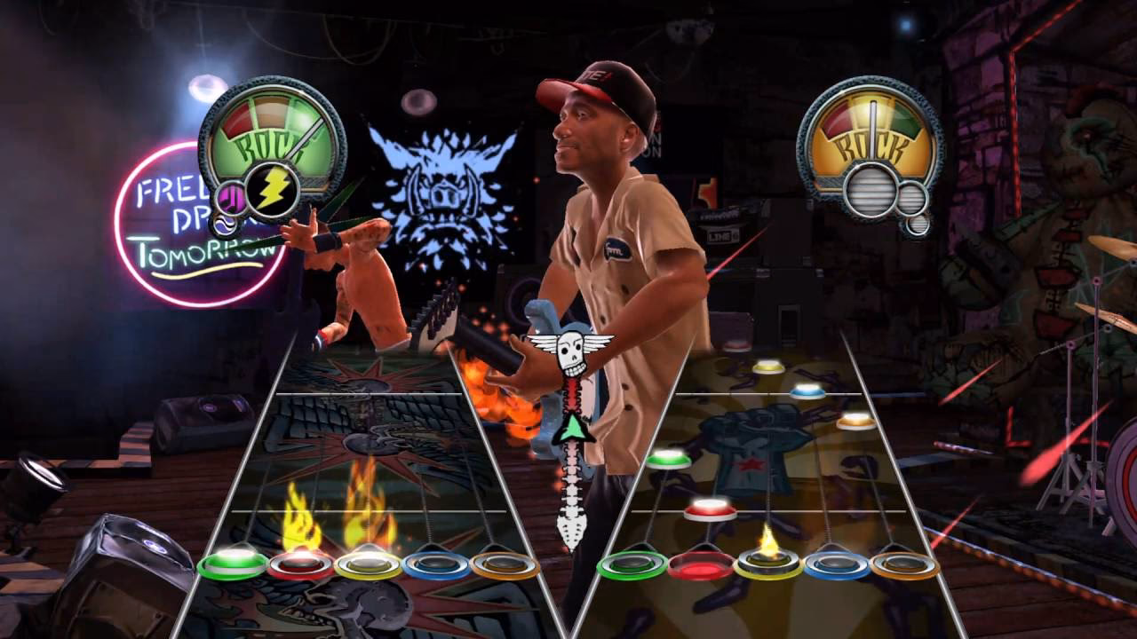 Which guitar does Tom Morello primarily use?