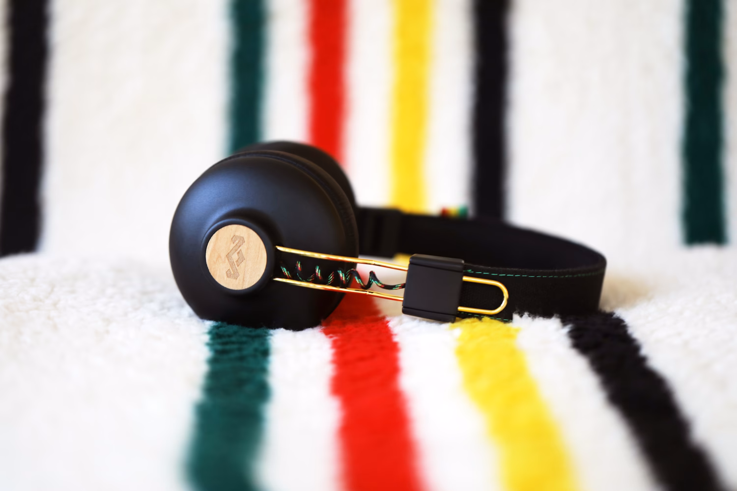 How to make headphones louder if you have low sound?