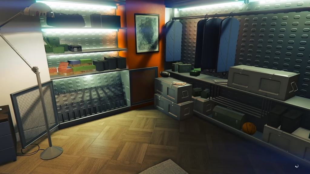 What is the heist restaurant & lounge?