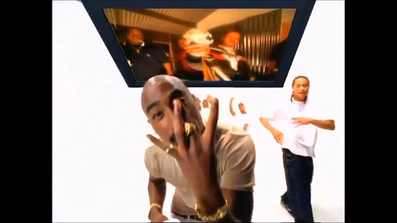 Did Tupac change the song 'Hit 'em up'?