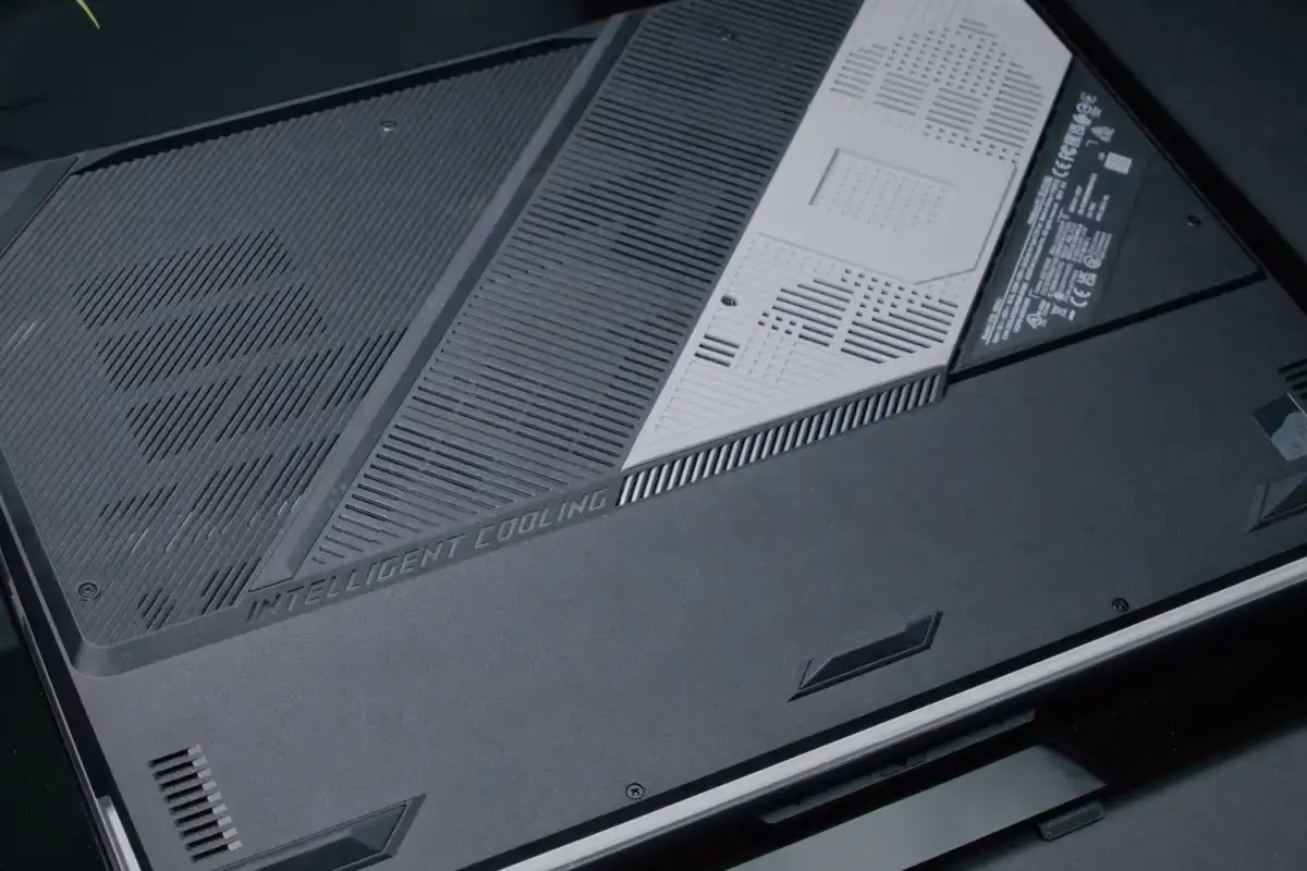 How long does a laptop battery last?
