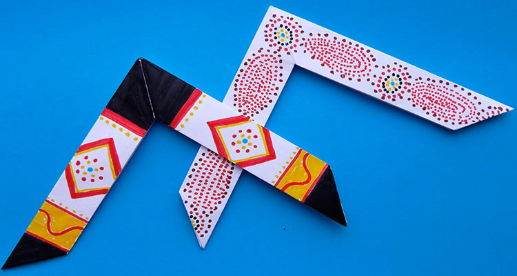 How do you make a boomerang?