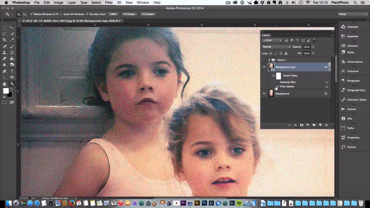 How to create a grain filter in Photoshop?