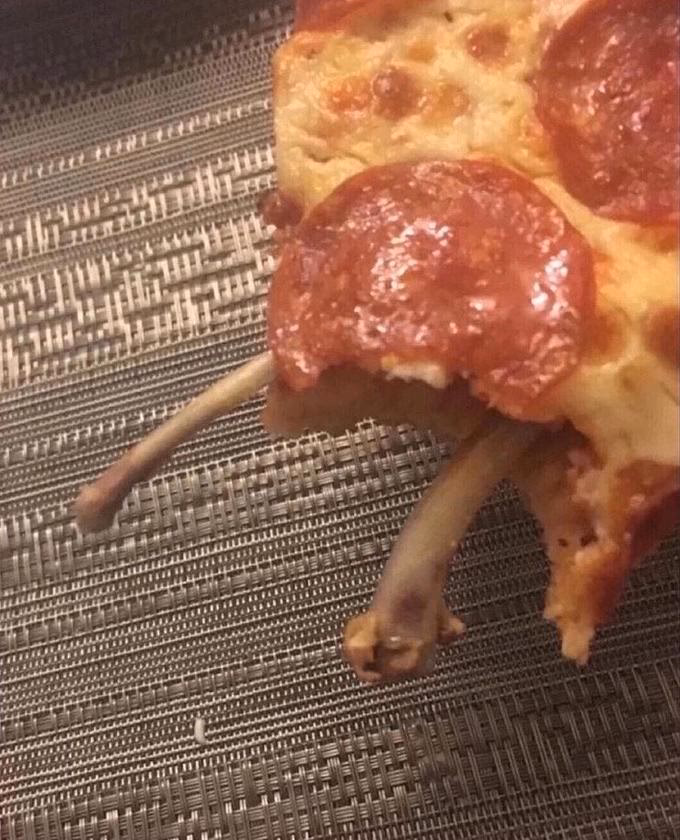 What is boneless pizza?