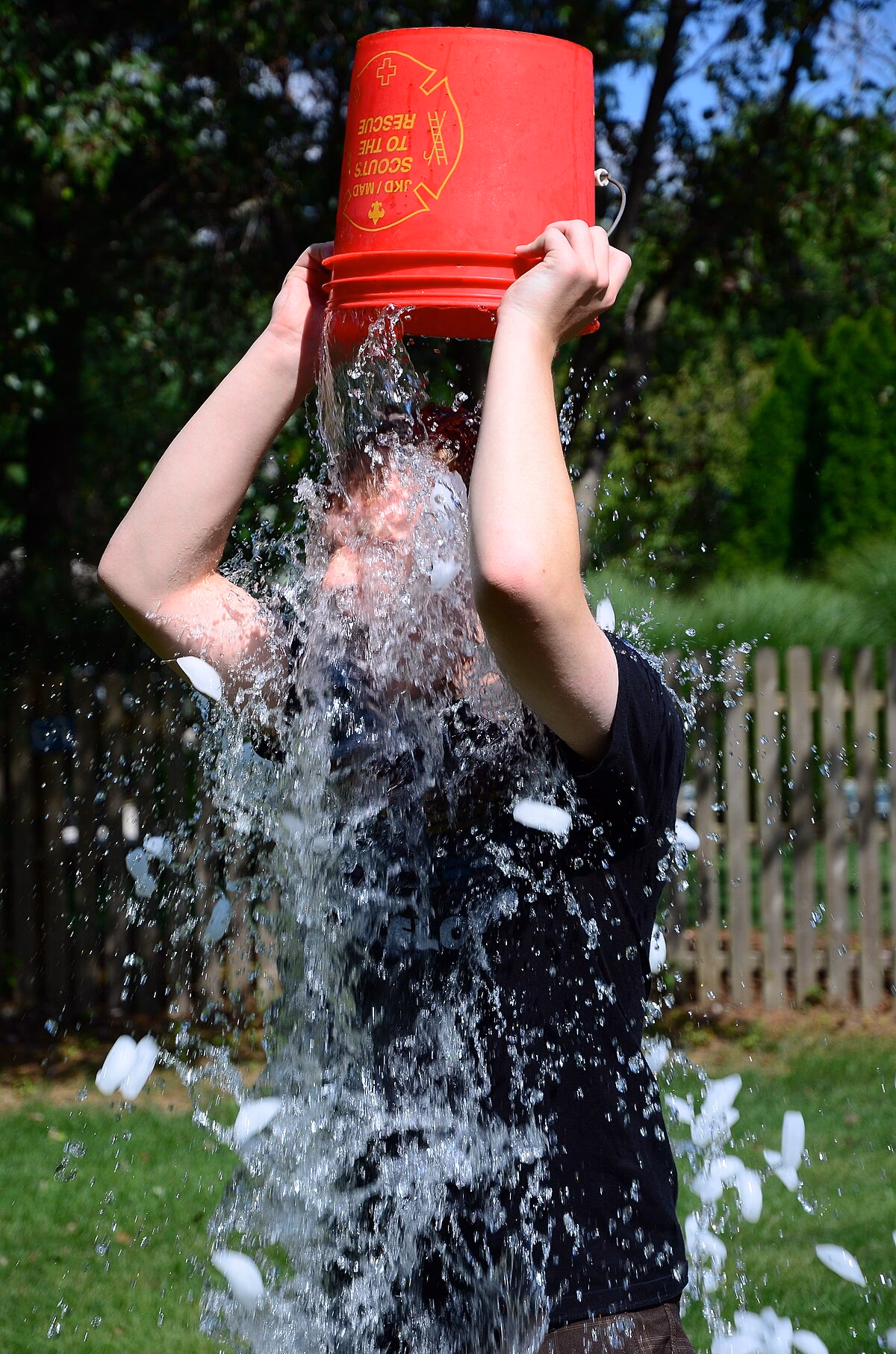 Does Ohio Diocese support Ice Bucket Challenge?