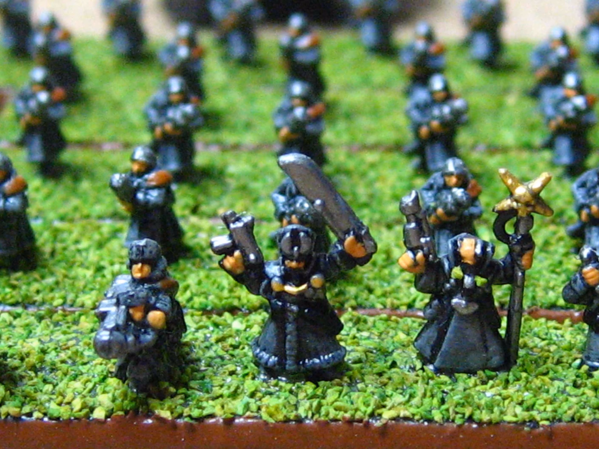 How many soldiers are in the Imperial Guard?