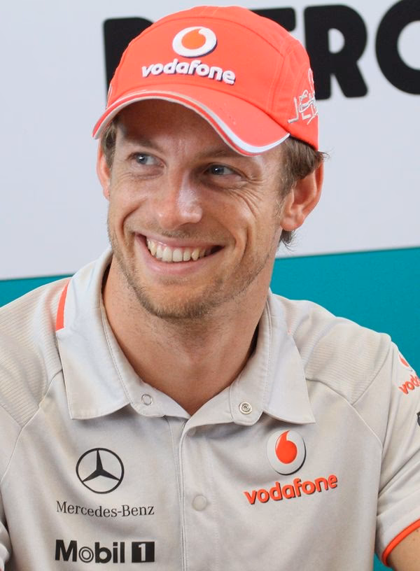 ¿Cuántos puntos de ventaja tiene Jenson Button?