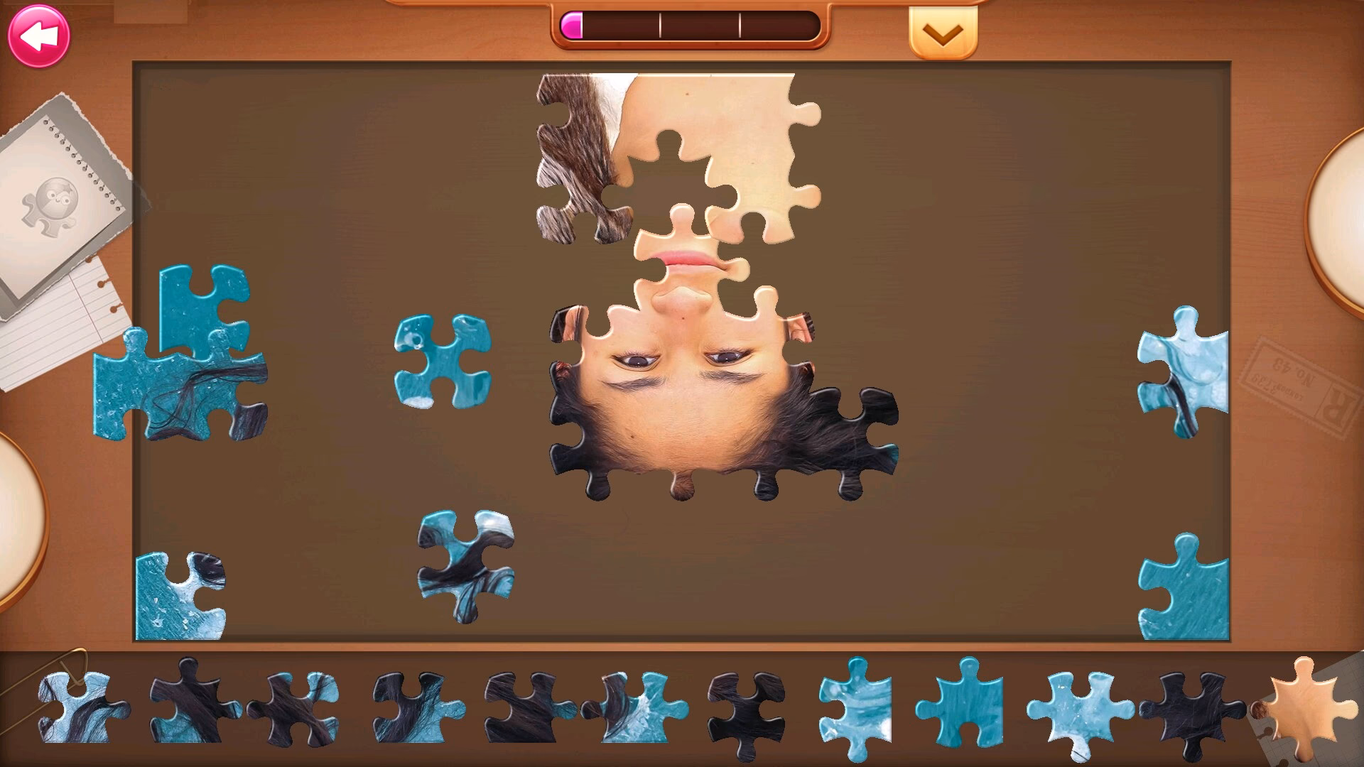 How do you solve a jigsaw puzzle?