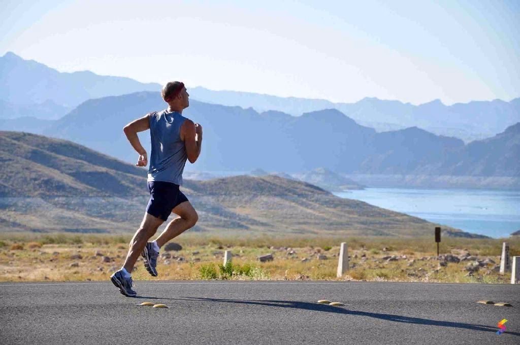 What is the difference between jog and jogging?
