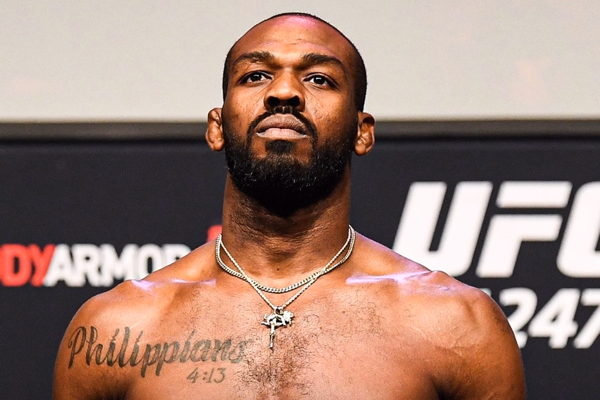 ¿Qué le pasó a Jon Jones en la Ronda 3?
