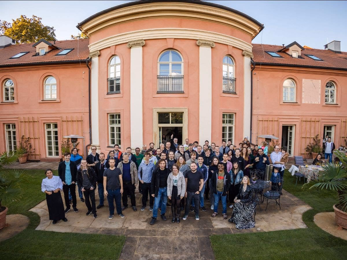 Who is Keen Software House?
