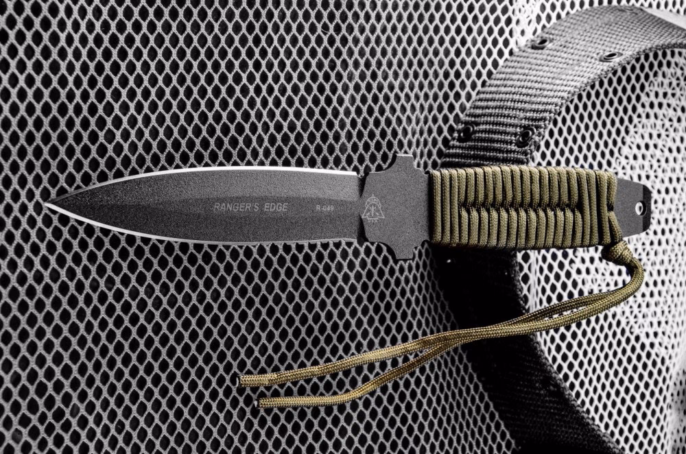 Where can I buy a paracord handle knife?