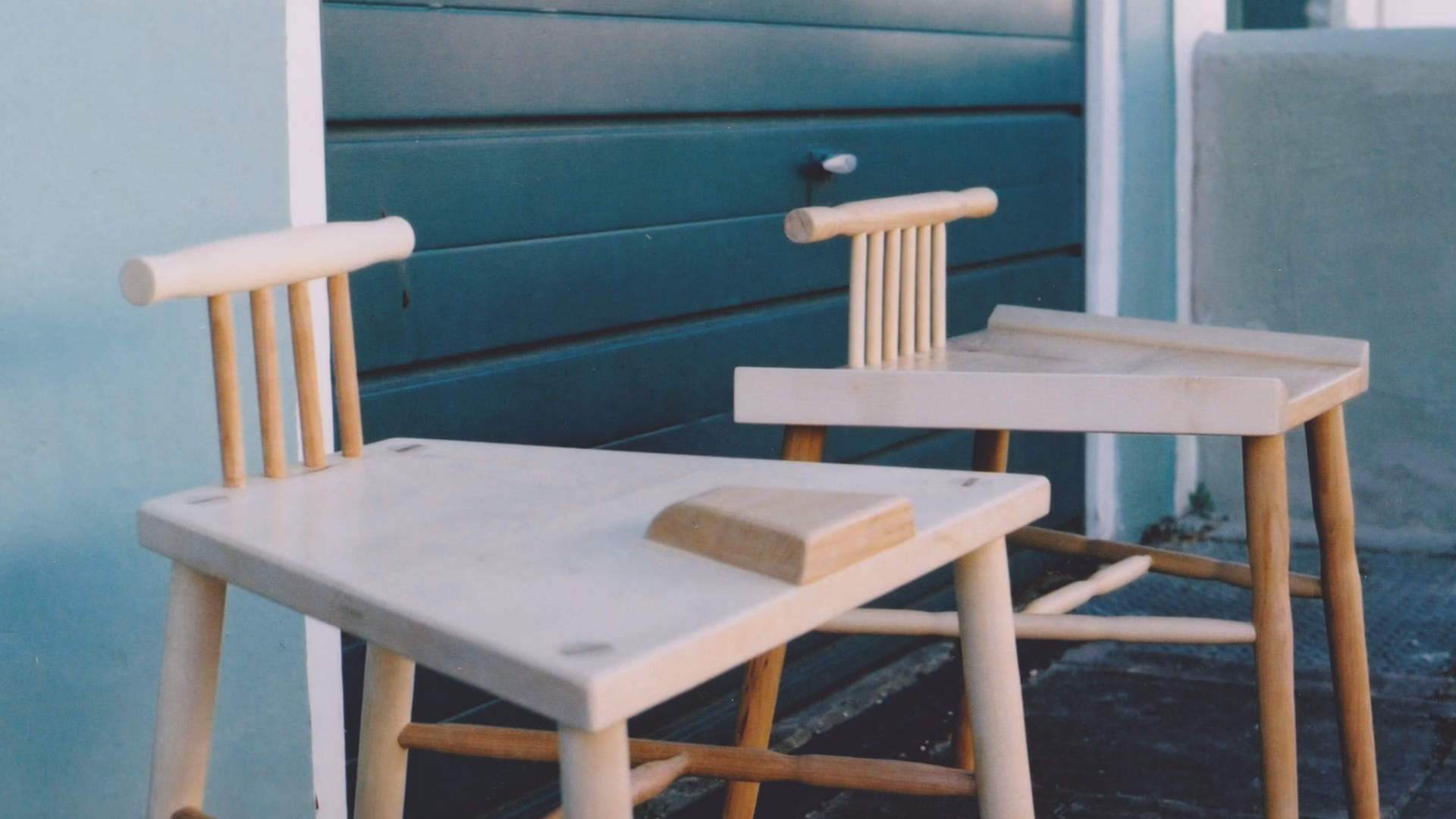 What are laurel's anti-manspreading chairs?