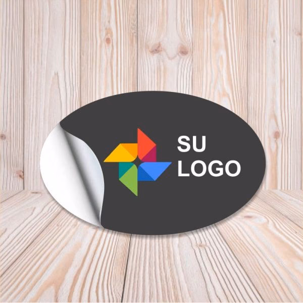 ¿Cómo personalizar los logos después de generarlos?
