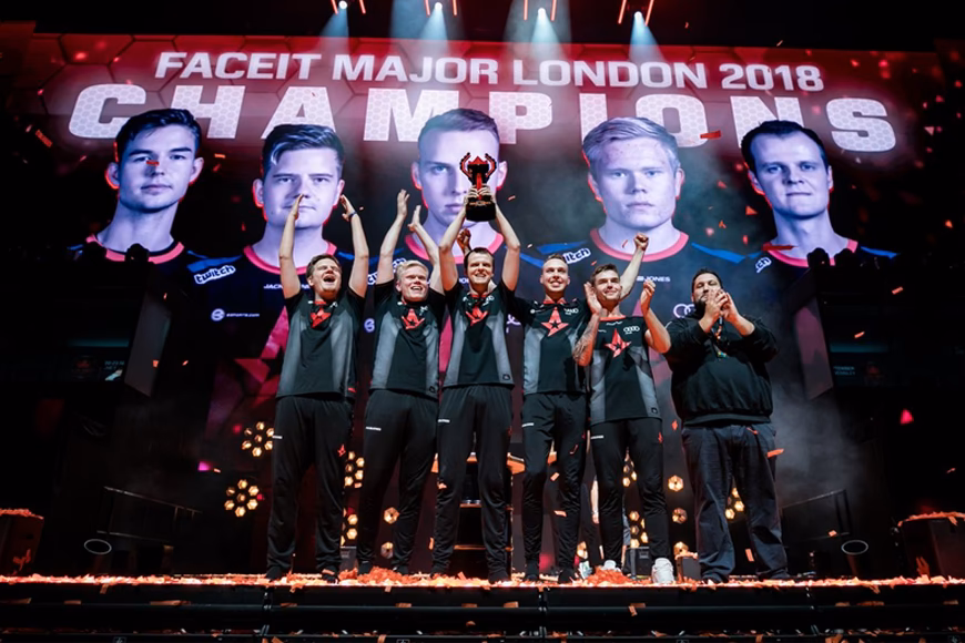 When is the CSGO Major taking place?