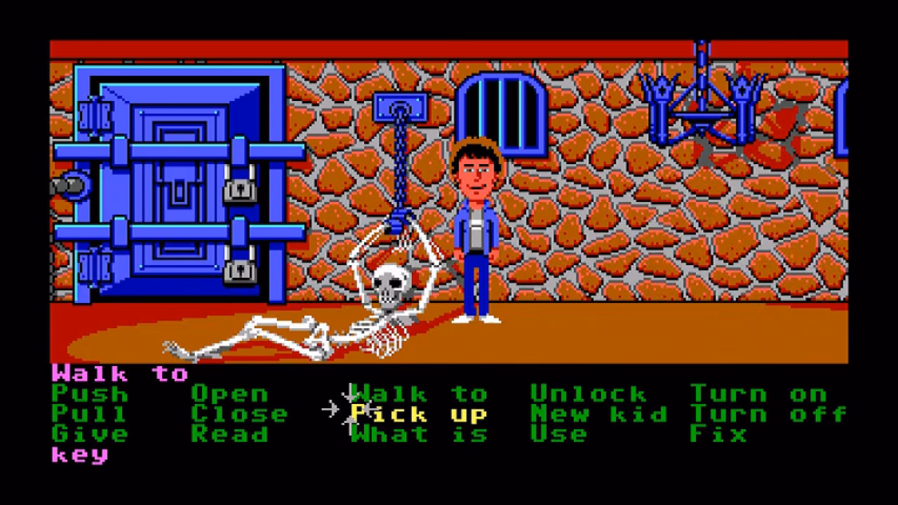 Can you play Maniac Mansion online?