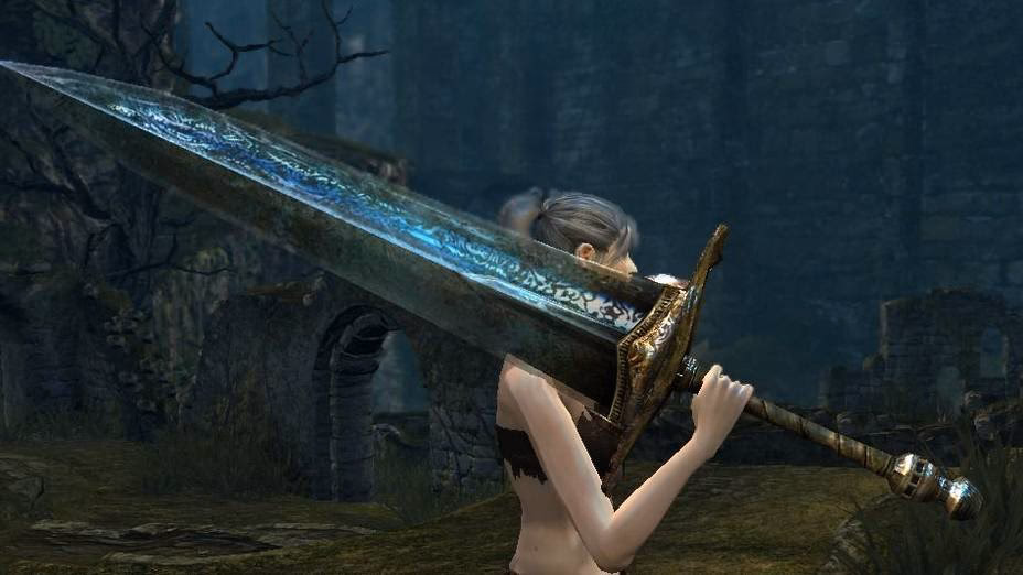 ¿Cuál es la importancia de las armas en Dark Souls?